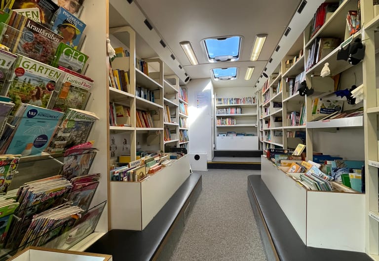 Blick in den Bücherbus